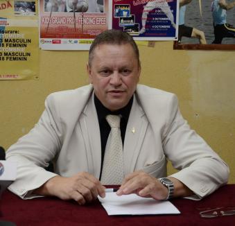 Noul şef al CS Crişul, Ionel Bungău, a obţinut de la Bolojan un sediu adecvat 